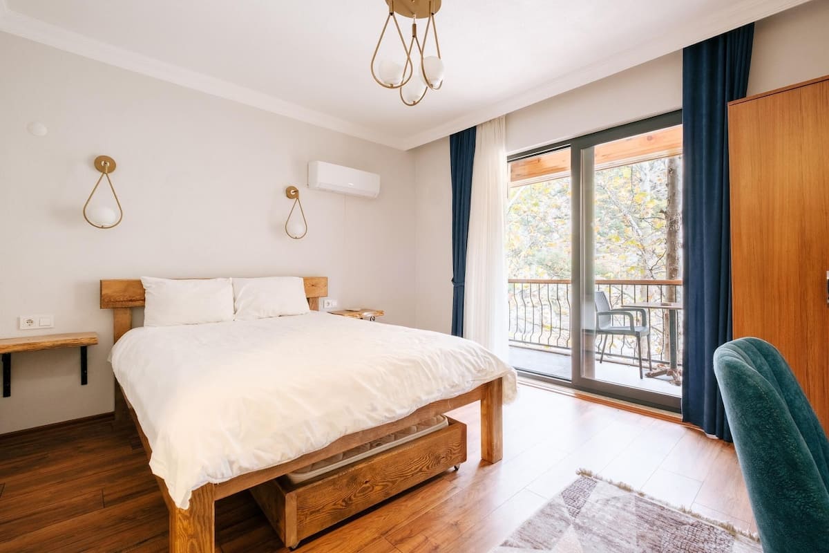 Standard Triple Room, River View | 2 bedrooms, premium bedding, minibar, desk