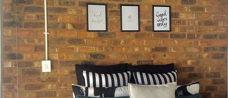 1 室のベッドルーム、アイロン / アイロン台、WiFi、ベッドシーツ