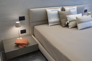 4 bedrooms, iron/ironing board, travel cot, WiFi - 4 Bedroom Apartment in Acireale (Acireale)