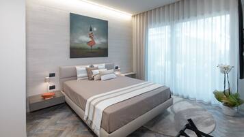 4 bedrooms, iron/ironing board, travel crib, WiFi