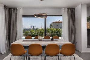 In-room dining - Villa Nadja (Bibinje)