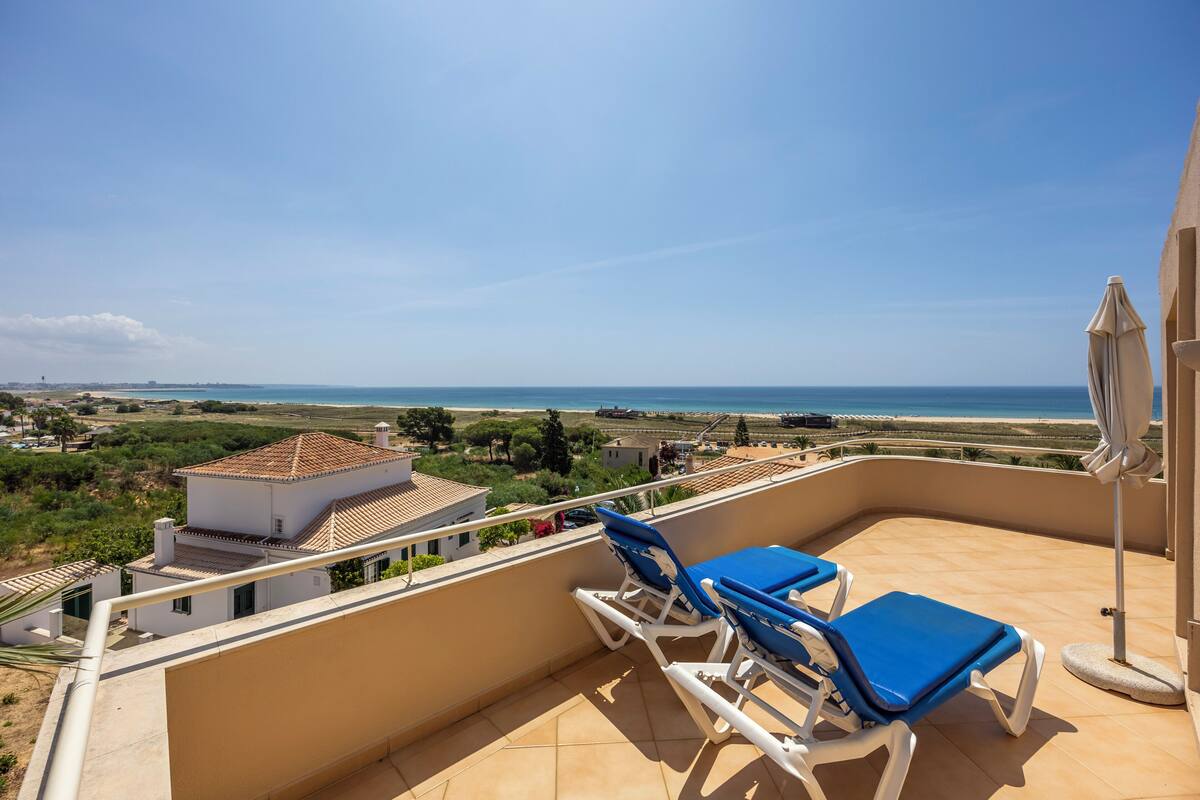 Two-bedroom apartment Penthouse | Balkong