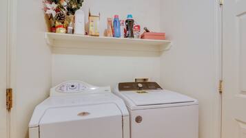 Maison (2 Bedrooms) | Intérieur