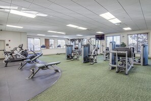 Apartment (2 Bedrooms) | Interior - Elegant Pigeon Forge Condo w/ Golf Course View! (Pigeon Forge)