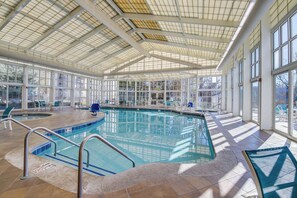 Apartment (2 Bedrooms) | Interior - Elegant Pigeon Forge Condo w/ Golf Course View! (Pigeon Forge)