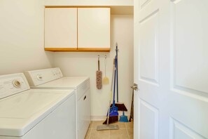 Căn hộ (2 Bedrooms) | Nội thất