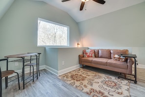 Cottage (3 Bedrooms) | Interior