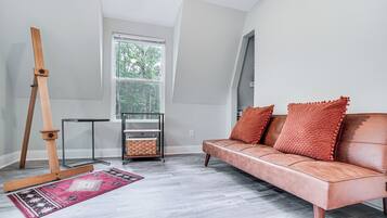 Cottage (3 Bedrooms) | Interior