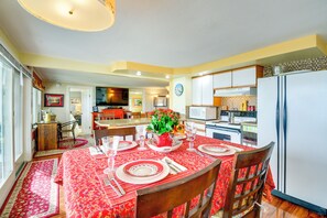 House (2 Bedrooms) | Interior - Oak Bay Beach House
port Hadlock (Port Hadlock)