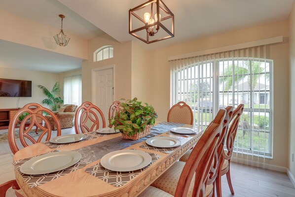 Dining - Pet-friendly Port St Lucie Home ~ 5 Mi to Marina! (Port Saint Lucie)