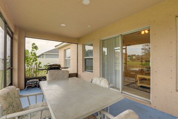 Outdoor dining - Pet-friendly Port St Lucie Home ~ 5 Mi to Marina! (Port Saint Lucie)
