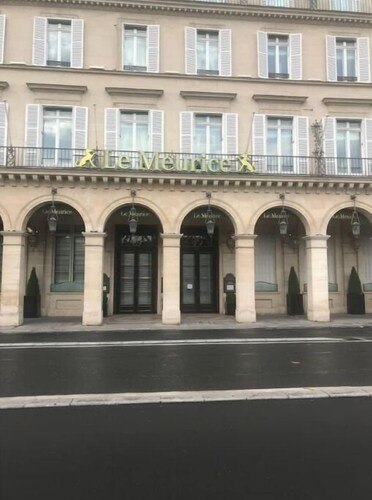 Appartement D'exception Type Chalet Avec vue sur les Toits Saint Honoré / Louvre