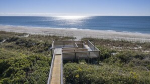 Townhome, 4 Bedrooms | Beach - Oceans 2 4 Bedroom Condo by RedAwning (Atlantic Beach)