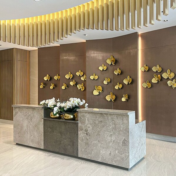 Lobby - Chic Studio in Lush Residences Near Circuit Makati (Makati)