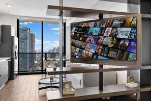 1 bedroom, premium bedding, blackout curtains, iron/ironing board - High-Floor Studio with Incredible Views (Miami)