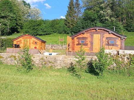 Exterior. Cabane Féerique D'amoncourt