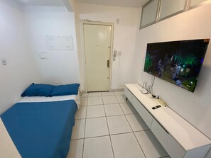 베이직 아파트 | 2 개의 침실, 무료 WiFi, 침대 시트