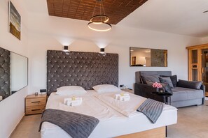 Family Studio, Microwave, Mountain View (Wellness Paradise House Tim) | 3 bedrooms - Wellness Resort Trebnje (Trebnje)