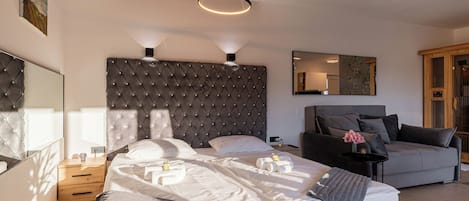 Family Studio, Mountain View, Mountainside (Wellness Paradise House Tim) | 3 bedrooms, free WiFi, bed sheets