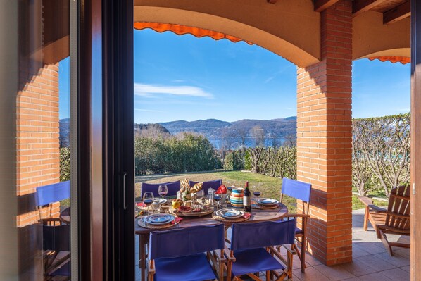 Dining - La Luna nel Lago Lake View Garden (Ispra)