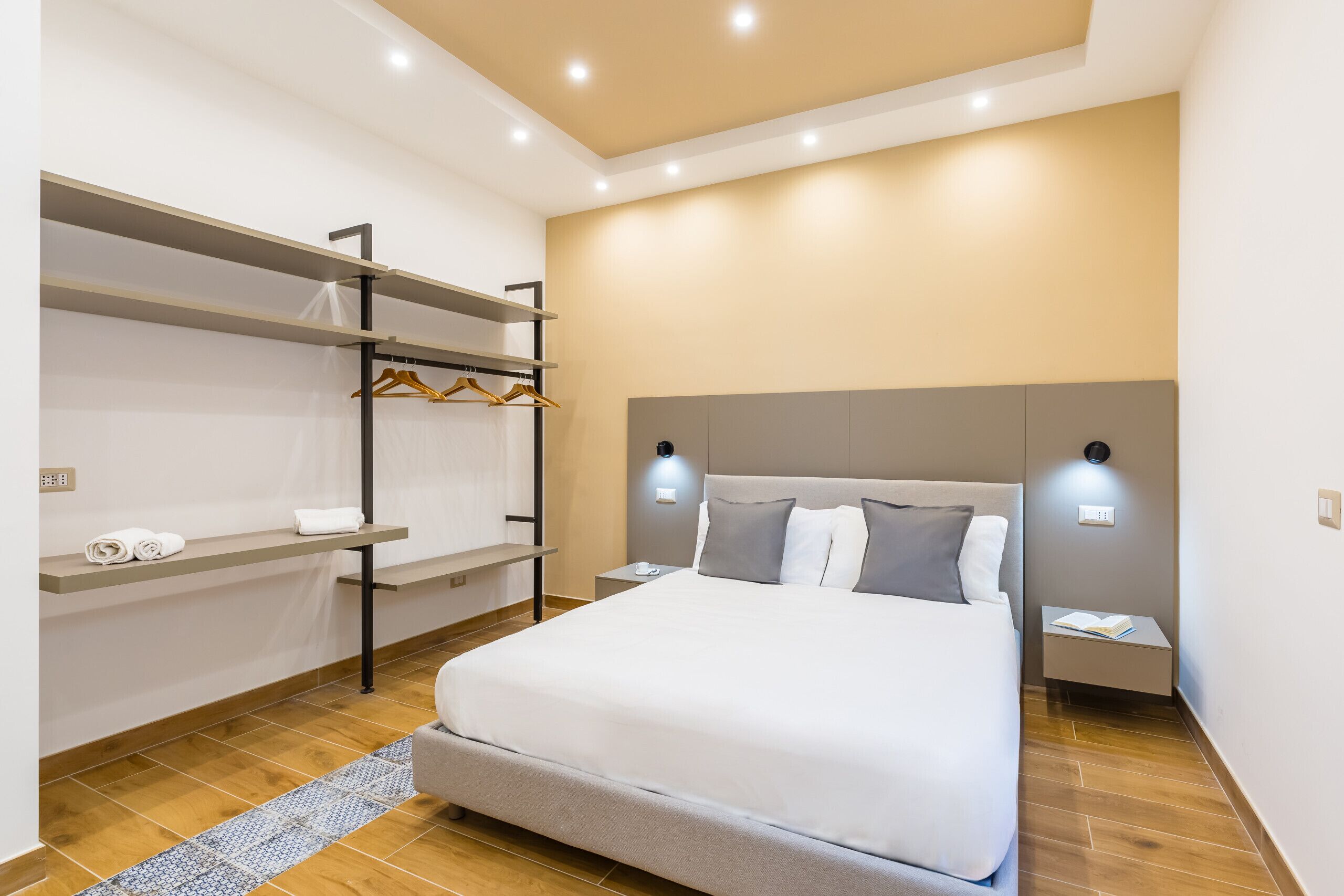 1 chambre, fer et planche à repasser, Wi-Fi gratuit, draps fournis