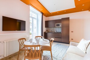 Interior - Colonna Apartment 3 by Wonderful Italy (Napoli)