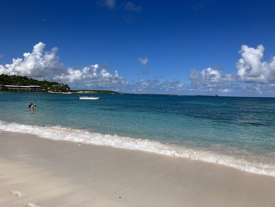 Caribbean Sun, Sand, Sea-Relax In The Peace and Quiet of Tropical Escape Villa!