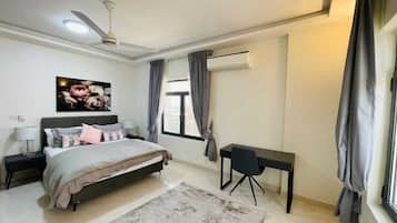 Appartement Standard Double chambre | Draps en coton égyptien, literie de qualité supérieure