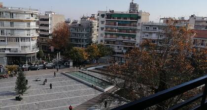 Central Studio on Clock Square D1