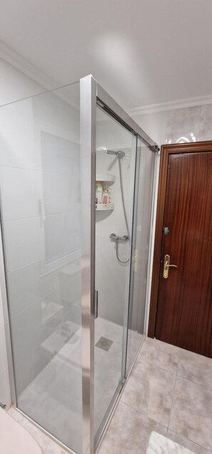 Haartrockner, Handtücher