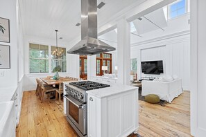 Fridge, microwave, oven, stovetop - 5-Bedroom WaterColor Home | Breathtaking Gulf & Lake Views | Beach Steps Away (SANTA ROSA BEACH)