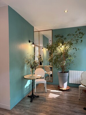 Reception - Hôtel Paris Vésinet (Le Vesinet)