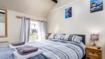 Standard Double Room | Free WiFi