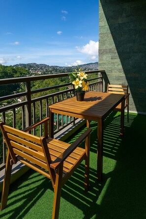 屋外ダイニングエリア