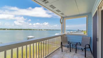 Signature-Apartment, 2 Schlafzimmer, Balkon, Strandblick | Balkon