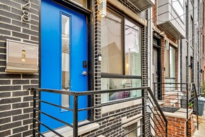 Exterior detail - Modern Fishtown 4Bed/3Bath w/ Roof-deck + Patio! (Philadelphia)