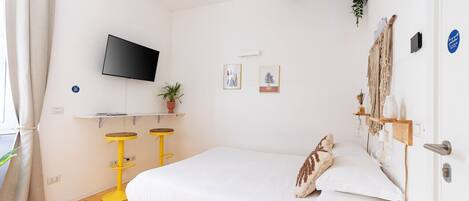 1 室のベッドルーム、WiFi、ベッドシーツ