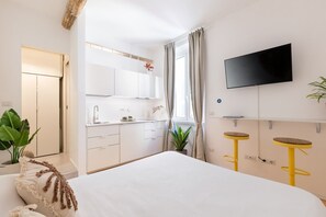 1 bedroom, WiFi, bed sheets