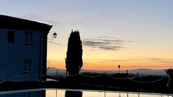 Piscina stagionale all'aperto