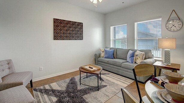 Living area - Shorts Story in Port Aransas (Port Aransas)