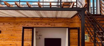 Dreamwood @ Ol’ Pejeta, Nanyuki
