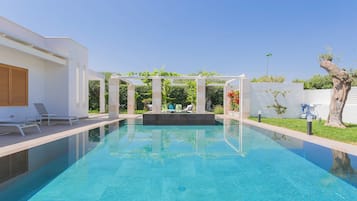 Außenpool (je nach Saison geöffnet)