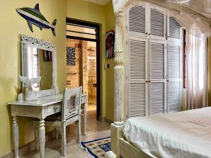 1 bedroom, desk, iron/ironing board, free WiFi