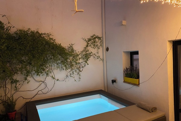 Habitación doble romántica, 1 cama Queen size | Terraza o patio