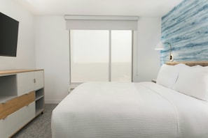 1 bedroom, desk, iron/ironing board, free cribs/infant beds