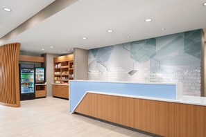Reception - Springhill Suites By Marriott Roanoke North (Roanoke)