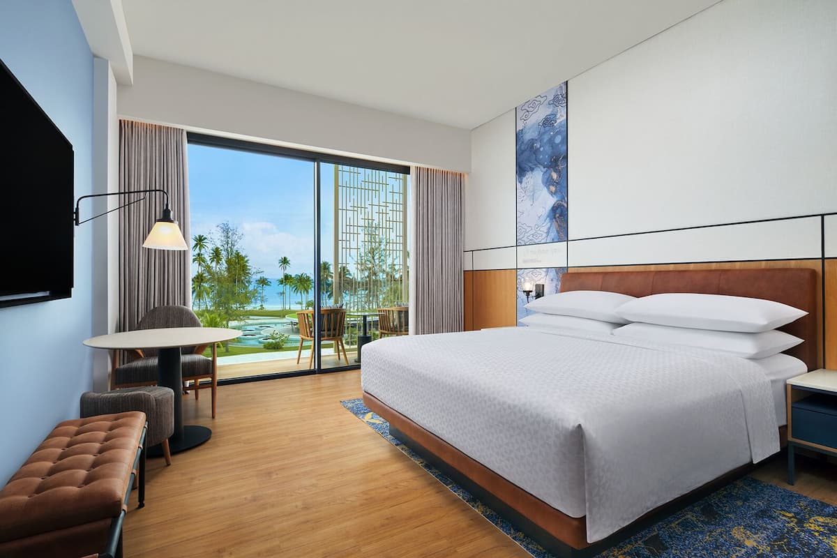 Rom – deluxe, 1 kingsize-seng, balkong, havutsikt (Balcony) | Sengetøy av topp kvalitet, minibar, safe på rommet og skrivebord