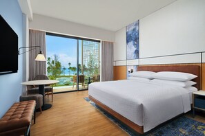 Deluxe-Zimmer, 1 King-Bett, Balkon, Meerblick (Balcony) | Hochwertige Bettwaren, Minibar, Zimmersafe, Schreibtisch