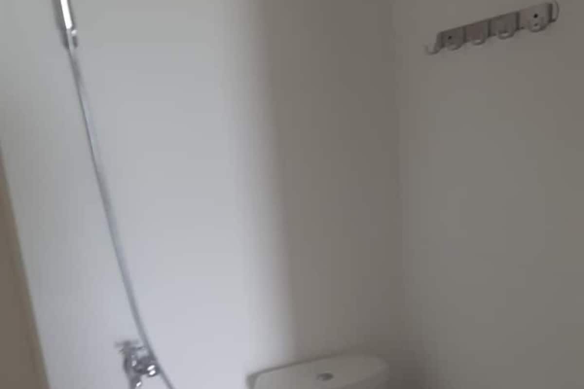 Standard Oda | Banyo | Duş, havlu, tuvalet kâğıdı