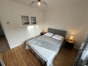 2 chambres, fer et planche à repasser, Wi-Fi